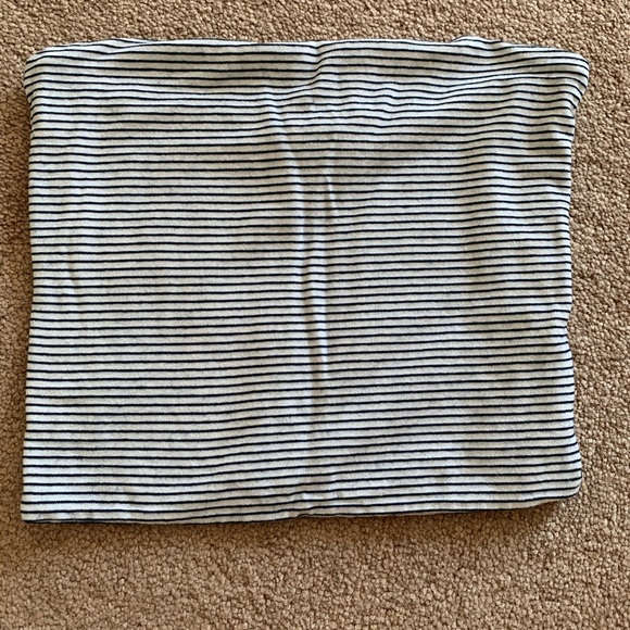 Brandy Melville tube top - Picture 3 of 4